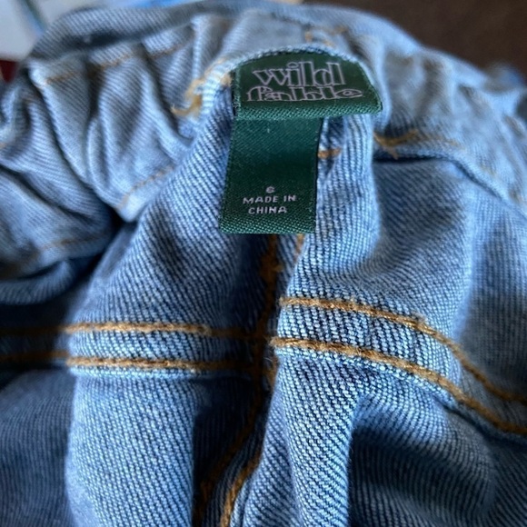 Wild Fable paper bag button fly jeans, copper rivets and silver logo buttons. - Picture 7 of 7